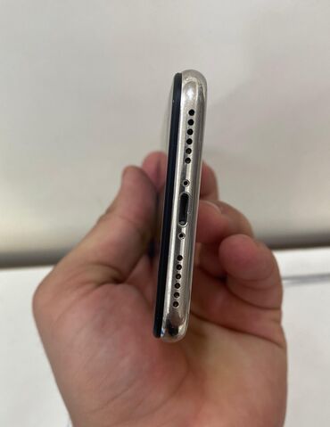 ssd yaddaş: IPhone X, 64 ГБ, White Titanium