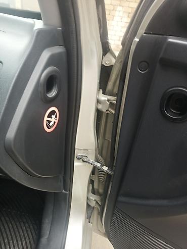 Hyundai: Hyundai Tucson (1-ci nəsil) krossover/SUV - Korpus rəngi: açıq gümüş — 22