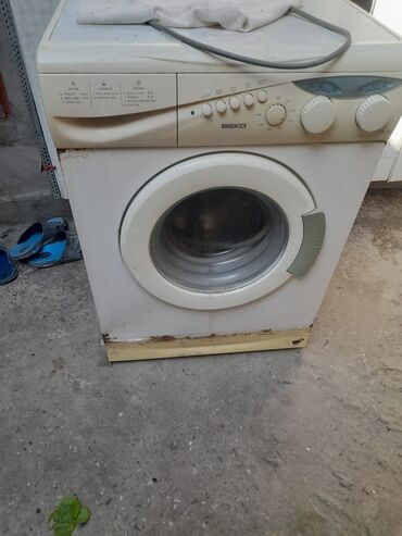 Paltaryuyan maşınlar: Paltaryuyan maşın Beko, 6 kq, İşlənmiş, Avtomat