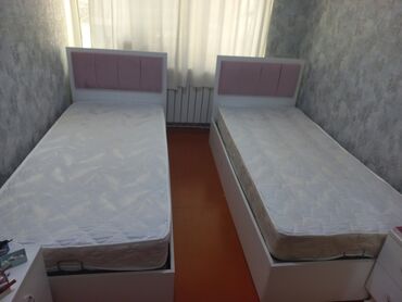 işlənmiş matraslar: İşlənmiş, Təknəfərlik çarpayı, Bazasız, Matras ilə, Siyirməsiz