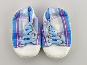 białe wysokie buty nike: Buciki niemowlęce, 16, stan - Dobry