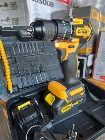 батарейка на шуруповёрт: Аккумуляторная дрель‑шуруповёрт DeWALT 21V XR в кейсе – комплект для