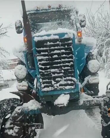 Traktorlar: Traktor Belarus (MTZ) 82.1, 1982 il, 77 at gücü, motor 5.5 l, İşlənmiş — 10