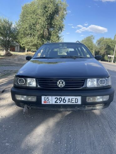 купить широкий бампер гольф 2 бу: Универсал Volkswagen Passat B4 черного цвета. Автомобиль оснащен