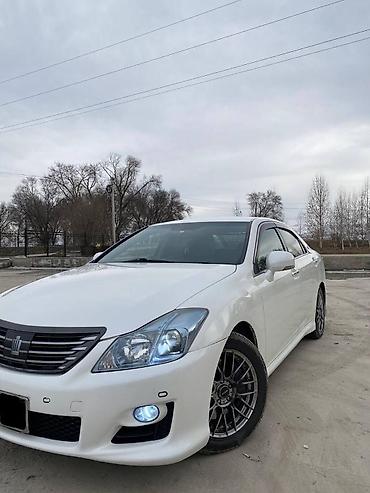 Toyota: Toyota Crown: 2010 г., Автомат, Бензин, Седан — 10