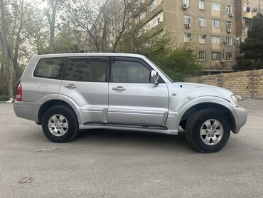 Mitsubishi: Mitsubishi Pajero: 3 l | 2004 il 286000 km Ofrouder/SUV — 2