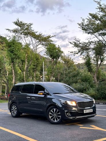 Kia: Kia Carnival: 2017 г., 2.2 л, Автомат, Дизель, Минивэн