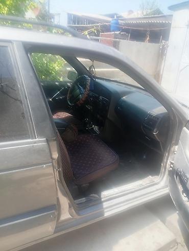 гольы 2: Volkswagen Passat Variant: 1993 г., Механика, Универсал — 4