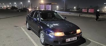 Mitsubishi: Mitsubishi Carisma: 1995 г., 1.8 л, Механика, Бензин, Седан — 2