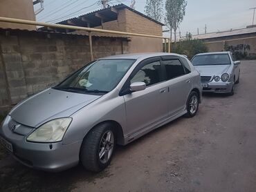 Honda: Honda Civic: 2002 г., 1.7 л, Вариатор, Бензин, Хэтчбэк