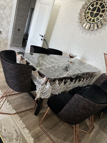 стеклянный стол на кухню купить: Qonaq otağı üçün, İşlənmiş, Açılmayan, 6 stul