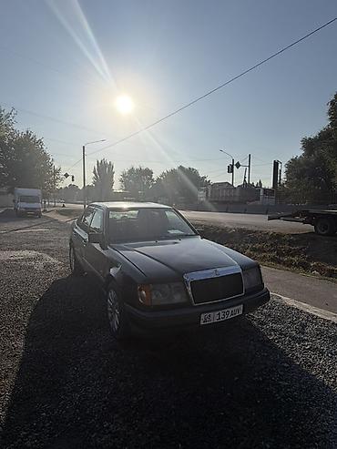 сешка зеленый: Mercedes-Benz W124: 1989 г., Механика, Седан — 1