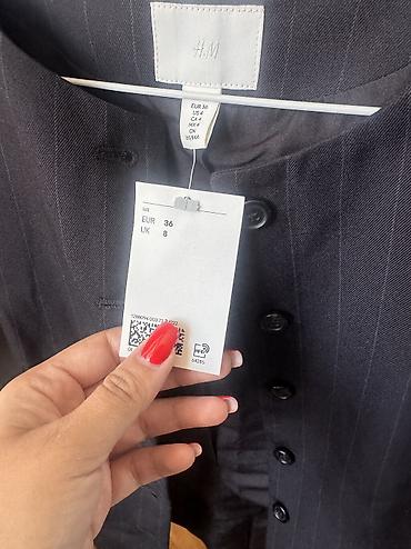 hind geyimi: Jilet, H&M, S, rəng - Qara — 2