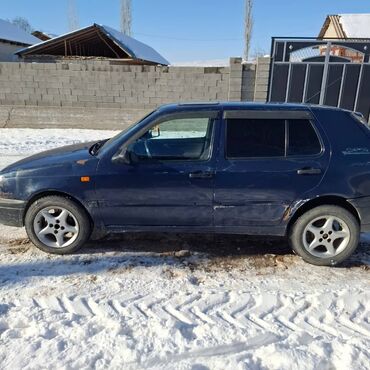 фольксваген мултивен: Volkswagen Golf: 1994 г., 1.6 л, Механика, Бензин, Седан