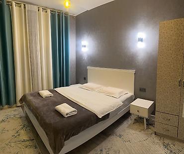 Посуточная аренда квартир: 1 комната, Душевая кабина, Постельное белье, Парковка — 28