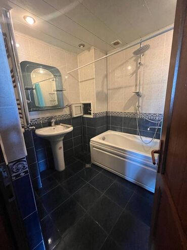 Uzunmüddətli kirayə mənzillər: Memar Əcəmi metrosuna yaxın 17 mertebeli binanın 6-cı mərtəbəsində — 14