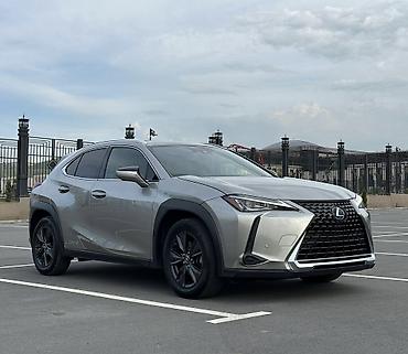 Lexus: Lexus UX: 2019 г., 2 л, Вариатор, Хэтчбэк — 3