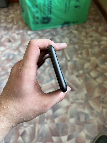 Apple iPhone: IPhone 11, Б/у, 256 ГБ, Черный, 96 % — 6