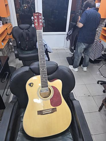 kitar: Kurd Yıldız elektro-akustik gitara - Korpus: dreadnought kəsimli — 1