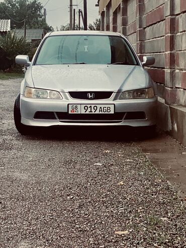 спринтер без матор: Honda Accord: 2002 г., 1.8 л, Автомат, Бензин, Седан