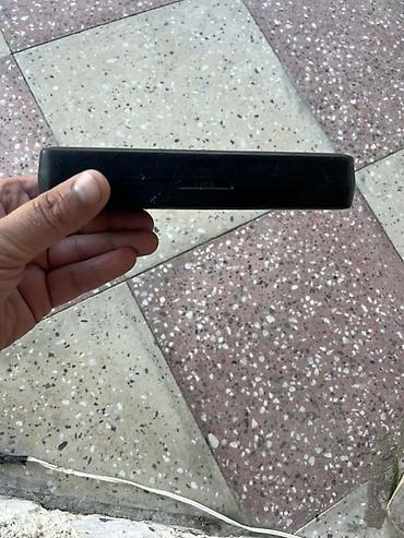 kopuklu silah: Məlumat: Qara rəngli sərt plastik qutu/etui. Üst hissədə loqo relyeflə — 2