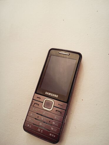 телефон флай с двумя симками сенсорный: Samsung C238, цвет - Бежевый, 2 SIM