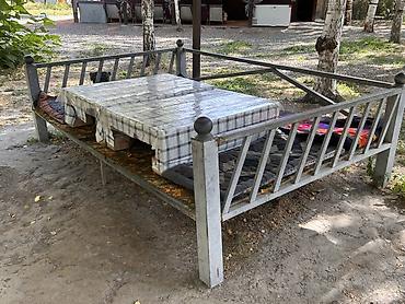 Тапчан 3 x 2 x Металл