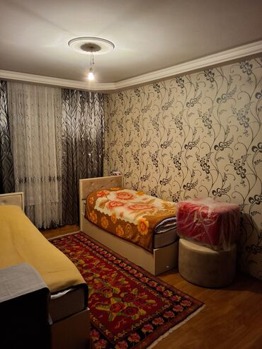 Köhnə tikili: Satılır: 3 otaqlı mənzil. Şəxsi mənzilimdir, kupça var. Bina Diaqnoz — 6