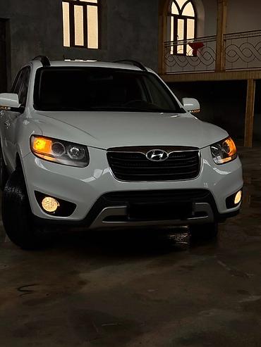Hyundai: Hyundai Santa Fe: 2.4 l | 2012 il Krossover — 2