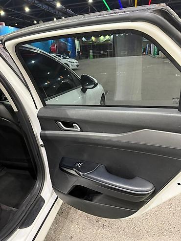Kia: Kia K5: 2020 г., 2 л, Автомат, Газ, Седан at lalafo.kg — 15 Kia: Kia K5: 2020 г., 2 л, Автомат, Газ, Седан — 15