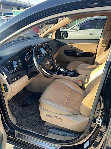 Kia: Kia Carnival: 2019 г., Дизель — 12