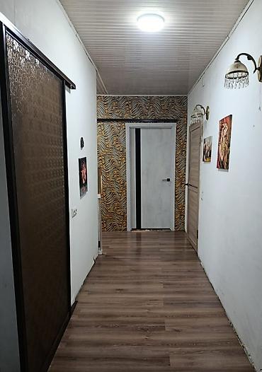 3: Продается пол дома. Район ГЭС-2. Участок по документам 5 сот. Рядом — 4