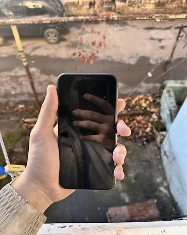 Apple iPhone: IPhone 11, 64 GB, Qara, Face ID — 4