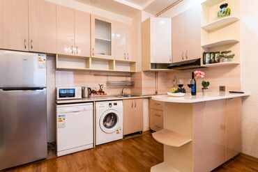 Günlük kirayə mənzillər: 2 otaqlı, Nizami r. r-nu — 3