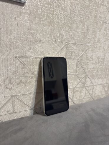 iphone xr qiymeti irsad: IPhone 11, Ağ, Face ID