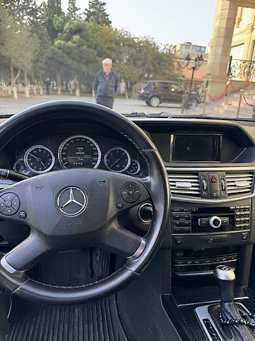 Mercedes-Benz: Mercedes-Benz E 220: 2.2 l | 2009 il Sedan — 11