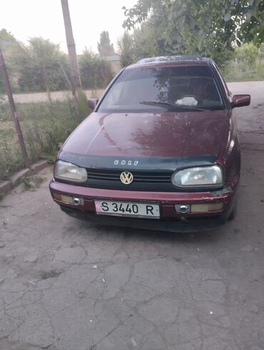машина сатып алуу: Volkswagen Golf: 1992 г., 1.8 л, Механика, Бензин, Седан