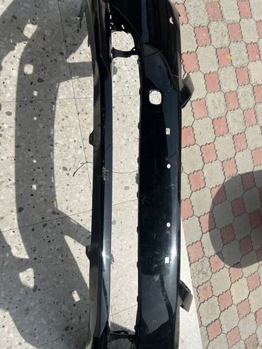 Бамперы и комплектующие: Бампер Toyota, Б/у, Оригинал — 10