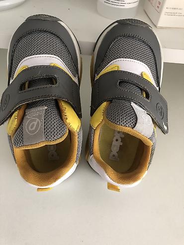 nike react: Фирменная обувь для мальчика Pappix. В отличном состоянии. Бонусом — 4
