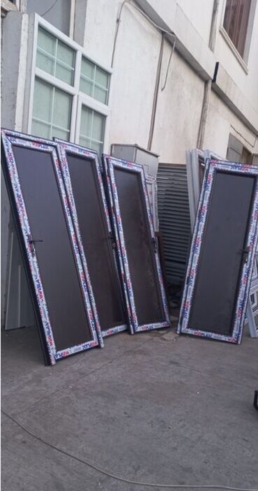 Pəncərələr: Yeni Plastik qapı 80x200 sm Zamok ilə, Zəmanətli, Ödənişli quraşdırma, Pulsuz çatdırılma