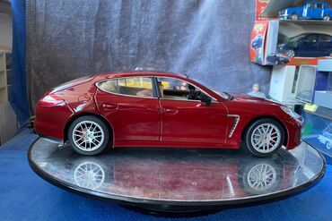 Avtomobil modelləri: Porsche, 2010 il, 1:18, Dəmir, Ödənişli çatdırılma — 2