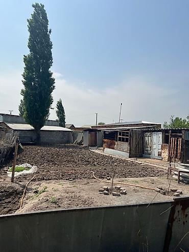 Продажа коттеджей и домов: Продается дом участок 6 соток. 5 комната поровое отопление и — 5