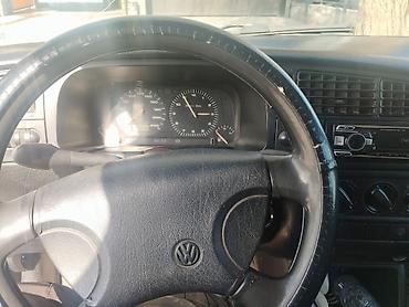 хетчбэк: Volkswagen Golf: 1992 г., Хэтчбэк — 6