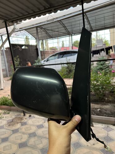 Зеркала: Боковое правое Зеркало Toyota Б/у, Оригинал at lalafo.kg Зеркала: Боковое правое Зеркало Toyota Б/у, Оригинал