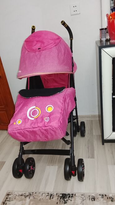 Araba-beşiklər: Klassik gəzinti arabası, Yeni, Yaş: 30 ay, Ünvandan götürmə, Ödənişli çatdırılma