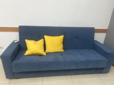 диван с подушками: Диван-кровать, цвет - Синий, Новый