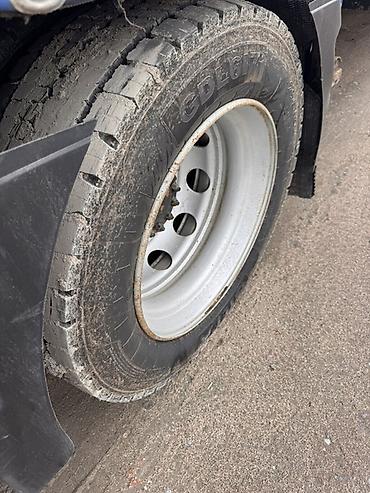 Тягачи: Тягач, Renault, 2012 г., Шторный — 9