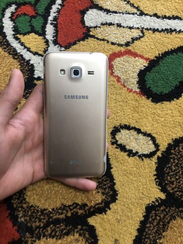 samsung j750: Samsung Galaxy J3 2017, 8 GB, rəng - Boz