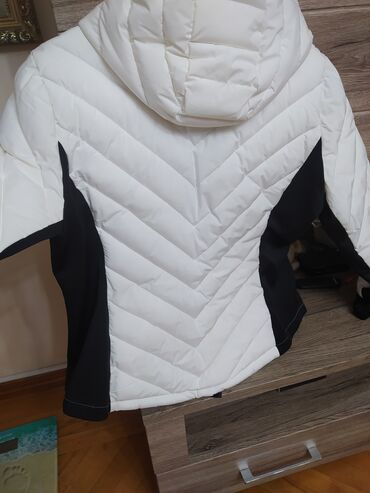 Пуховики и зимние куртки: Шикарная куртка, осень -зима,сидит отлично,худит,теплая — 6