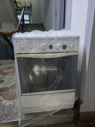 Mətbəx üçün digər texnika: Plitə Indesit, Qarışıq, Ayrıca dayanan, 4 gözlü